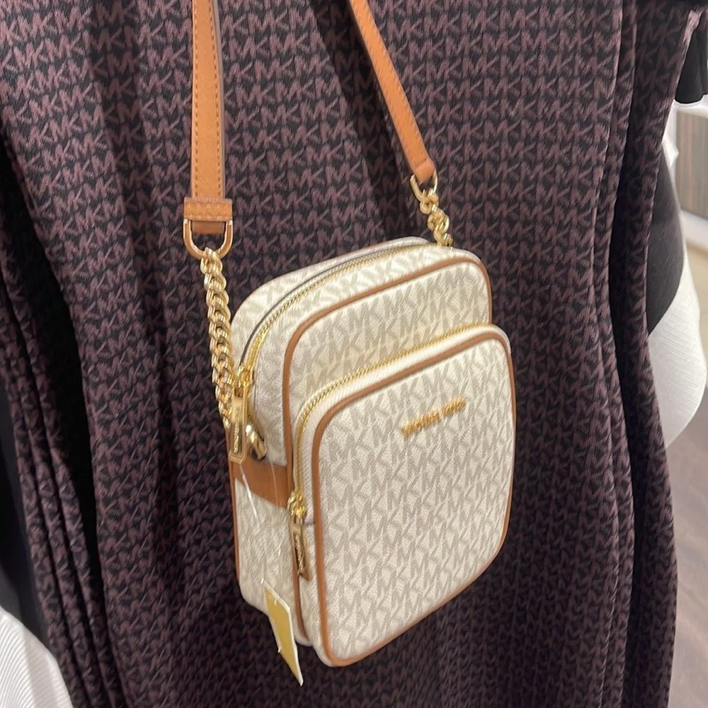 Michael Kors Women's Jet Set Travel Medium Logo Adult Crossbody Bag Vanilla